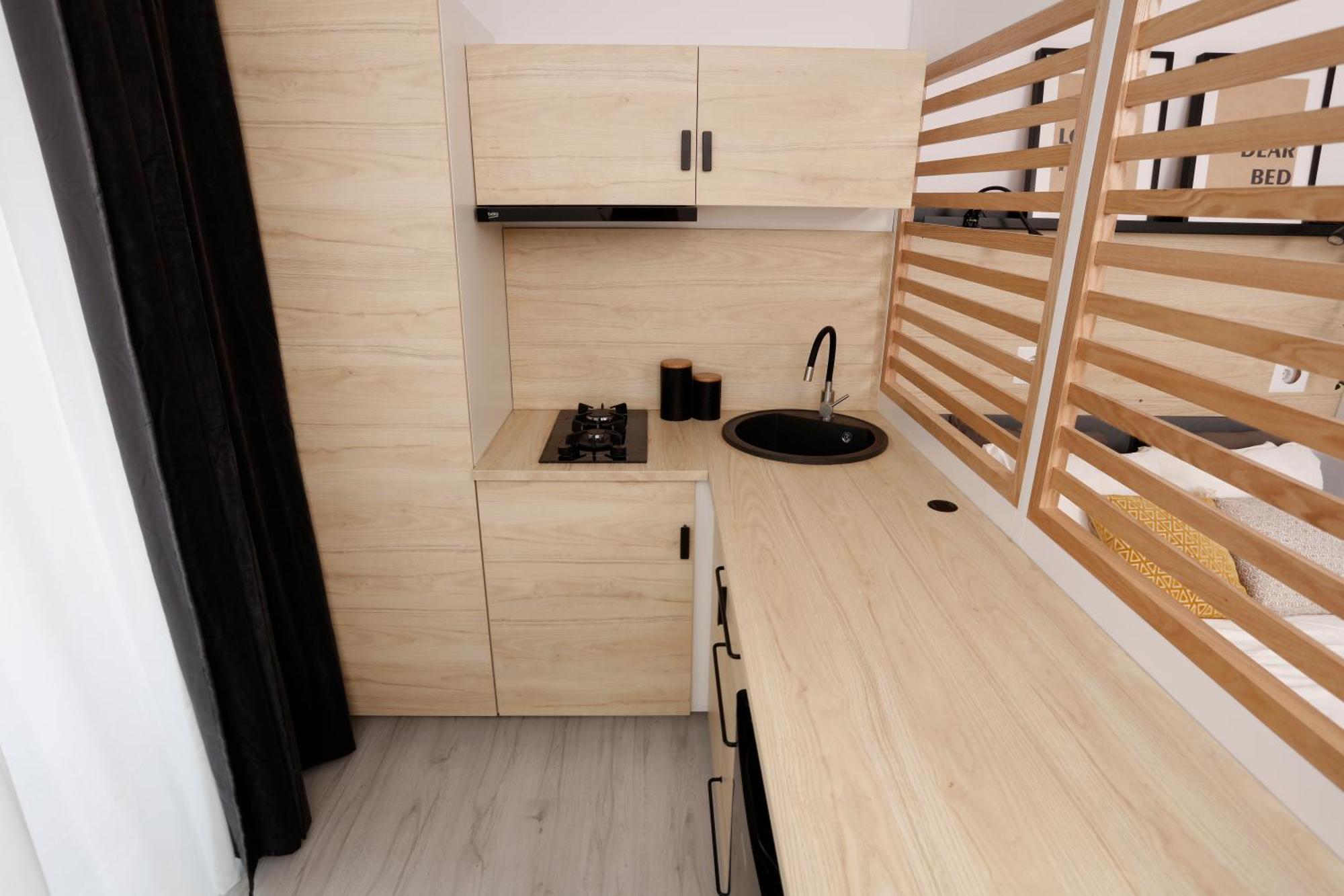 公寓 Modern & Cozy With Balcony
